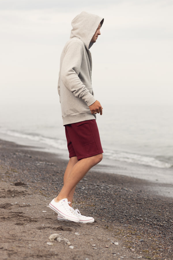 Maroon Burgundy Sweat Shorts Sustainable Mens Womens Comfortable Luxury Sueded Napped Soft French Felted Cotton Terry Fabriqué au Canada. Side cellphone pockets and side leg rib. Cotton Drawcord clothing made in canada