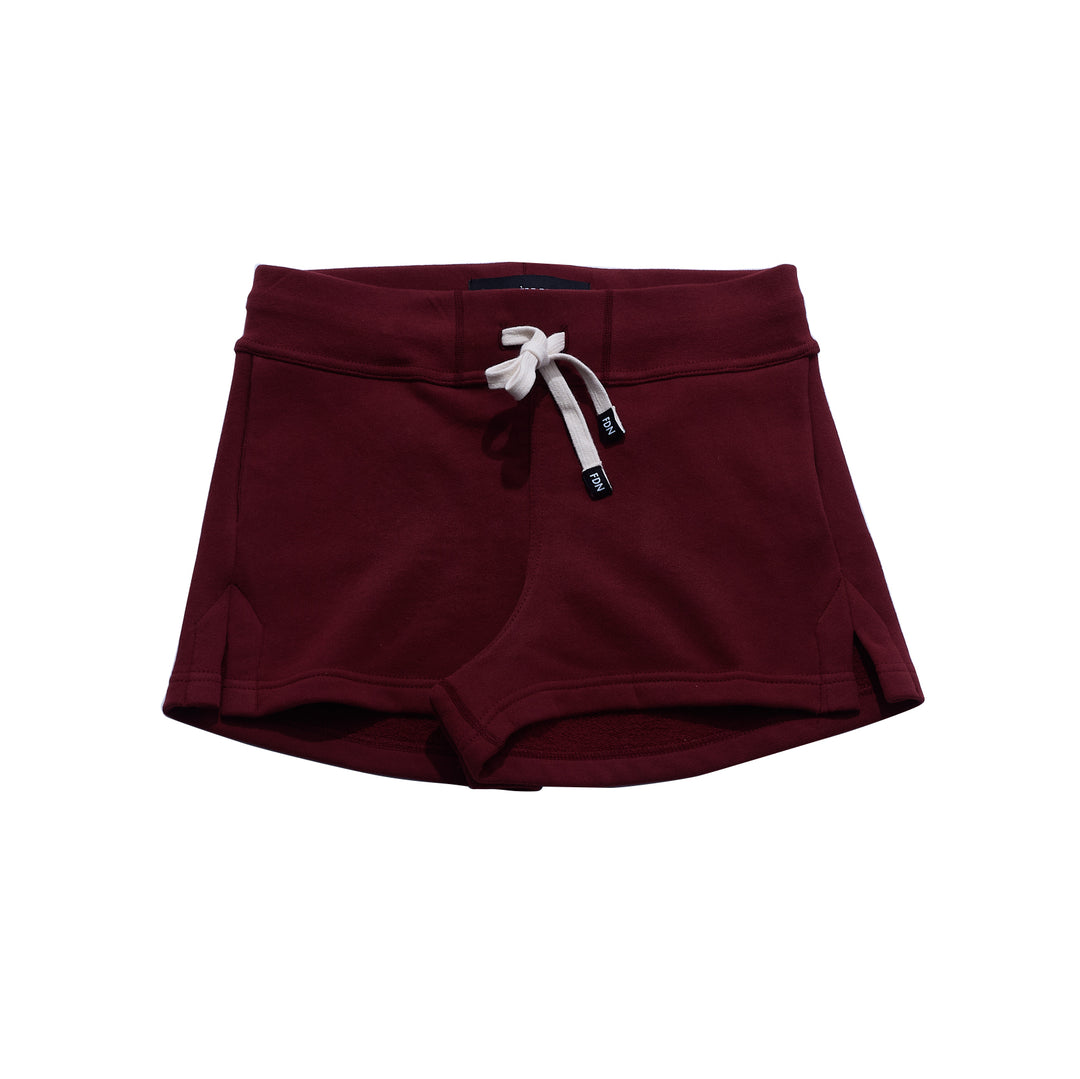 Maroon Burgundy Sustainable Mens Womens Sweat Shorts Comfortable Luxury Sueded Napped Soft French Felted Cotton Terry Fabriqué au Canada. Side seam pockets with side slit. Cotton Drawcord clothing made in canada